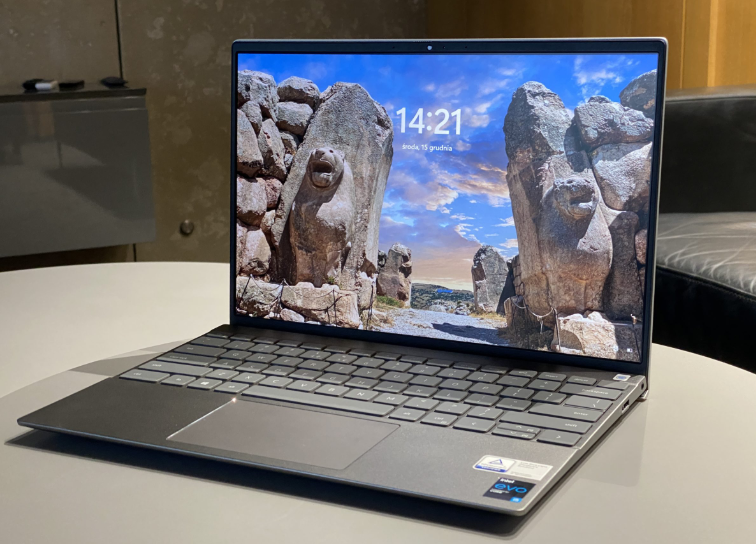 Dell 5310 i5 10th 2 in 1 16/512